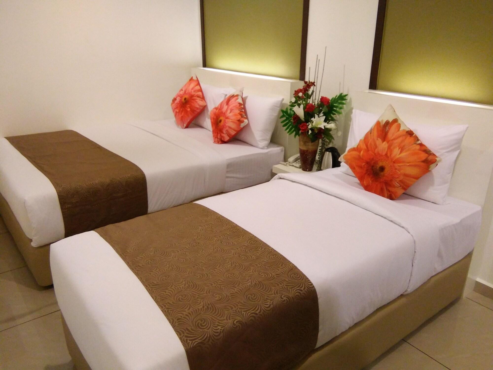 Crescendo Boutique Hotel Hock Lam Village Exterior photo